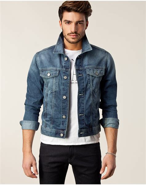 Denim jacket with jeans. Things To Know About Denim jacket with jeans. 